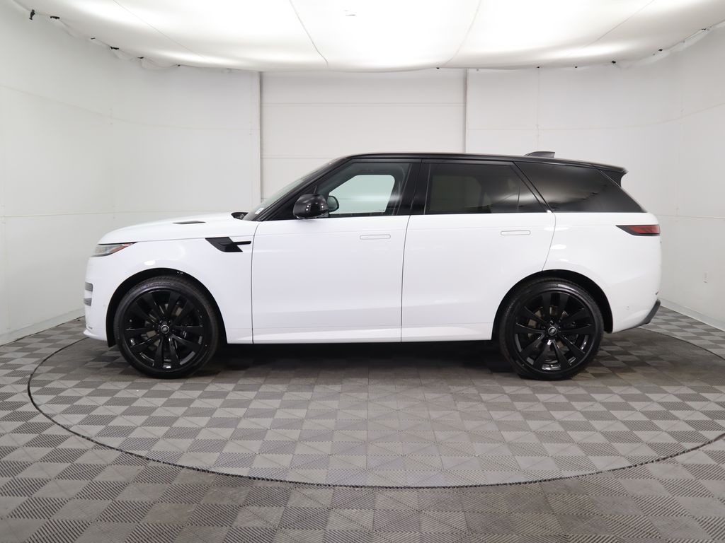 Thumbnail: 2025 Land Rover Range Rover Sport - 5