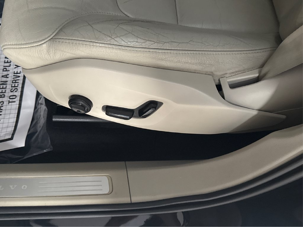 2018 Volvo XC60 Momentum - Photo 22