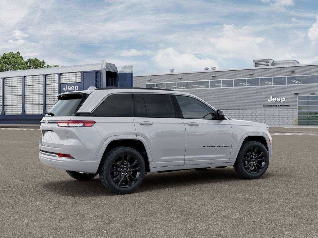 New 2026 Jeep Grand Cherokee SUV