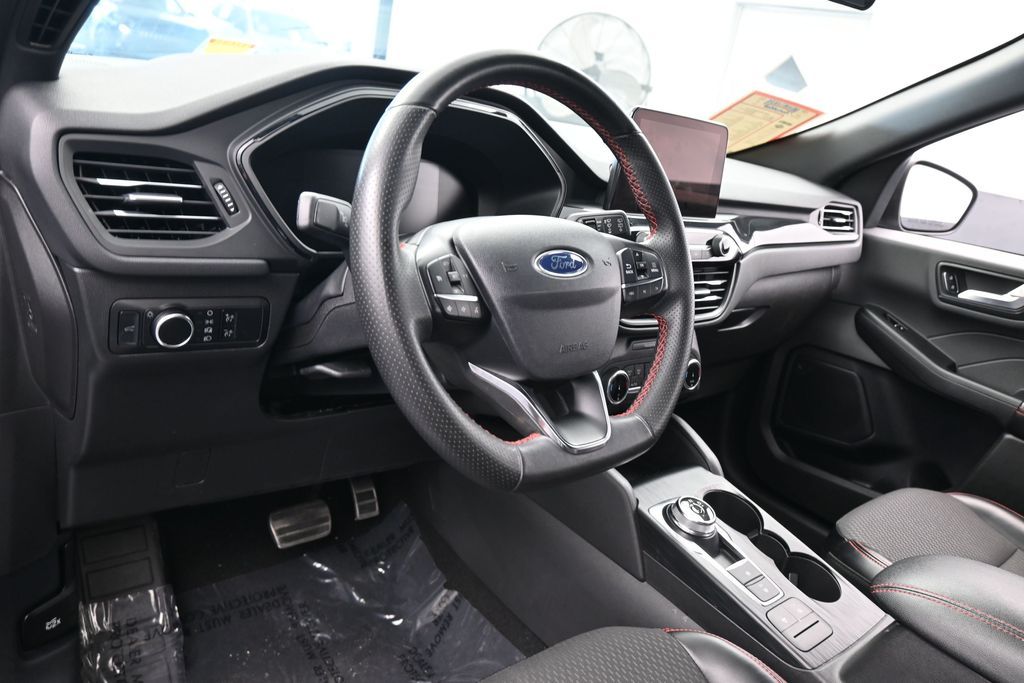 Used 2024 Silver Metallic Ford ST-Line image 12