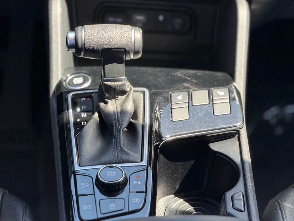 Used 2025 Kia Sportage SUV