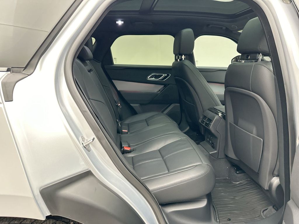 2025 Land Rover Range Rover Velar S 13