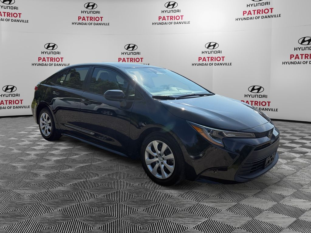2024 Toyota Corolla LE FWD