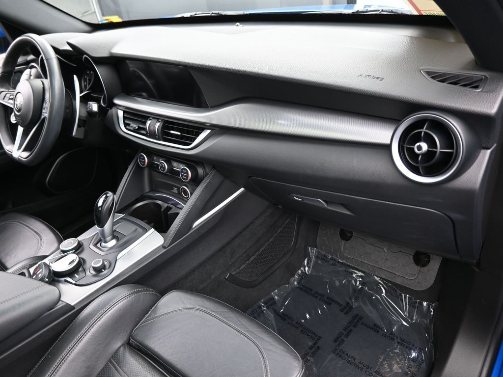 Used 2018 Misano Blue Metallic Alfa Romeo Ti image 46