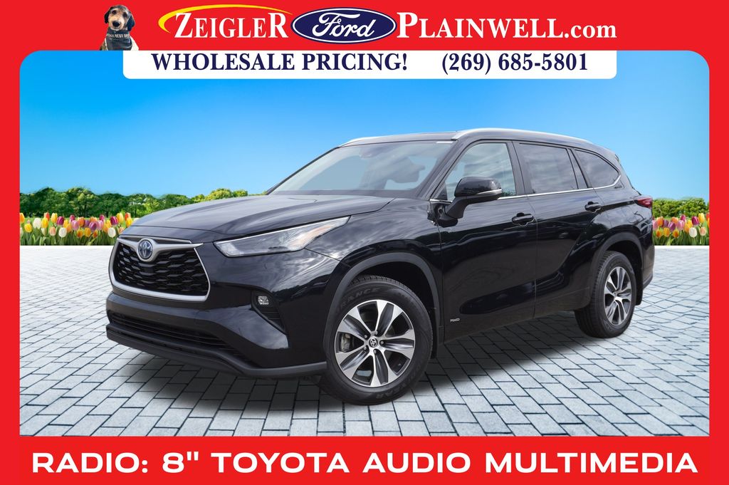 2023 Toyota Highlander Hybrid XLE AWD