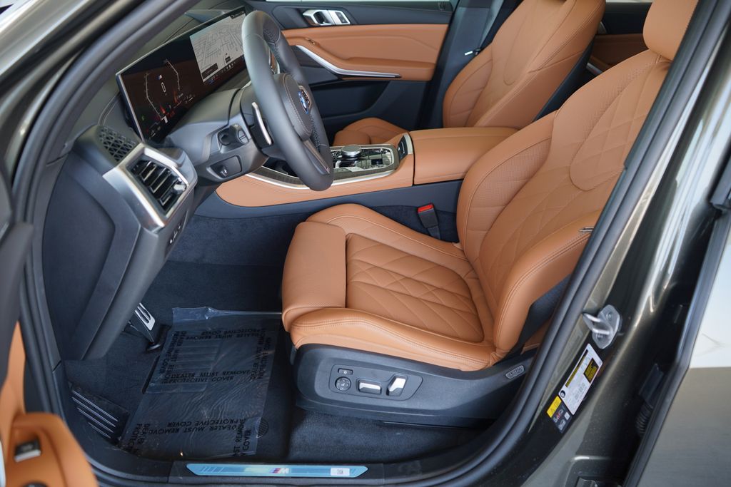 Thumbnail: 2026 BMW X5 - 12