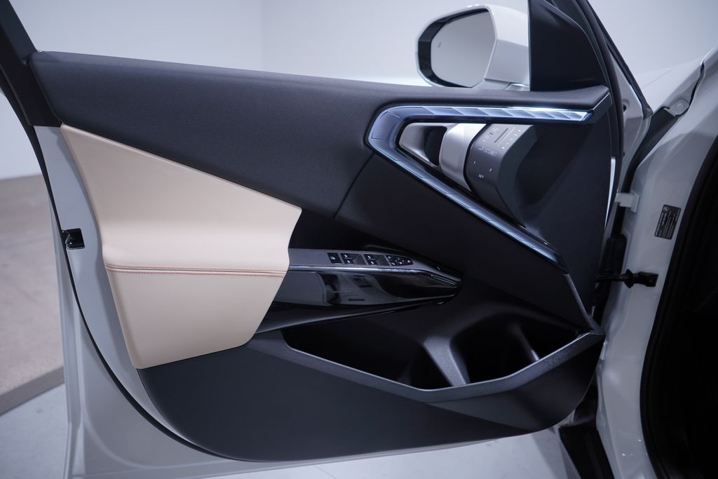 Thumbnail: 2026 BMW X3 - 10