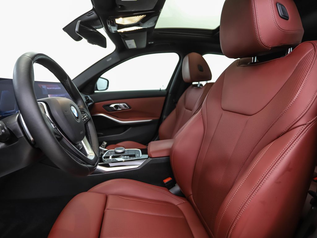 Thumbnail: 2023 BMW 3 Series - 11