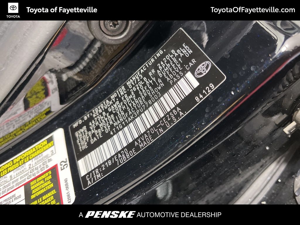 2023 Toyota Camry SE 32