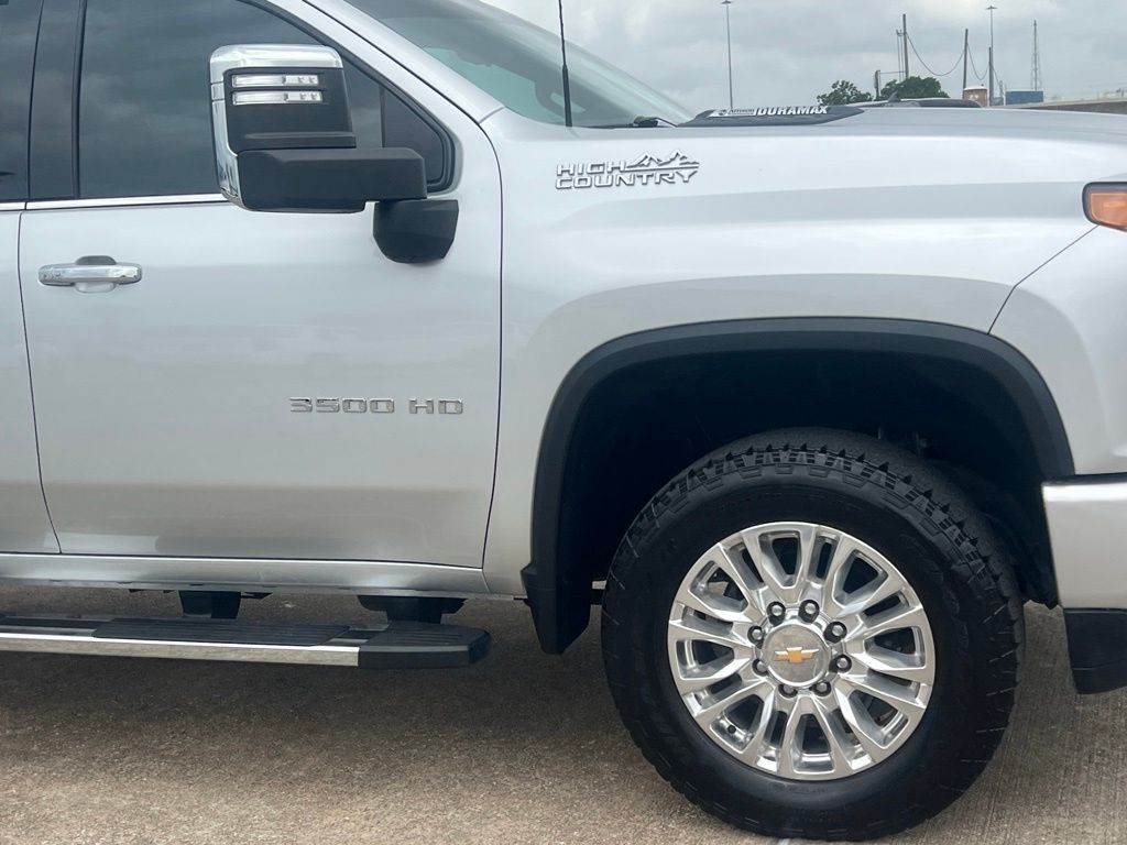 2022 Chevrolet Silverado 3500HD High Country - 7