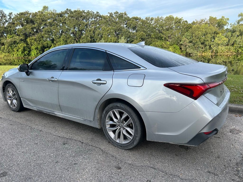 Thumbnail: 2021 Toyota Avalon - 3