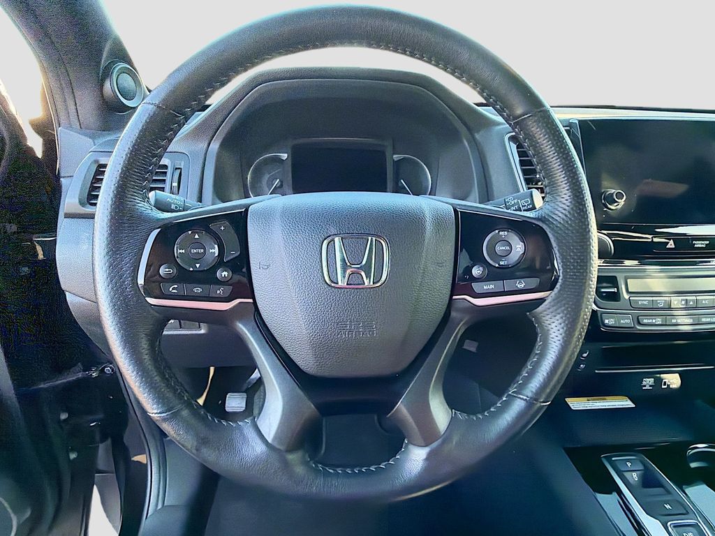 Used 2022 Black Honda Elite image 11