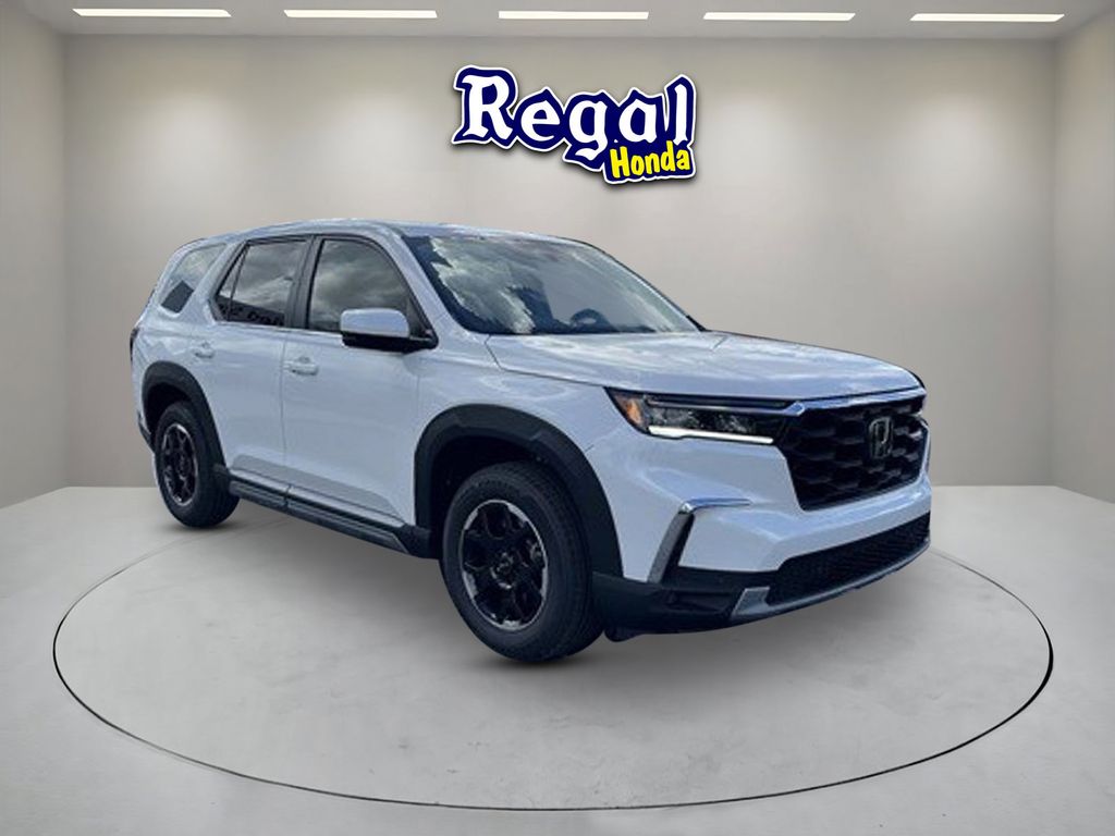 new 2025 Honda Pilot car, priced at $45,648