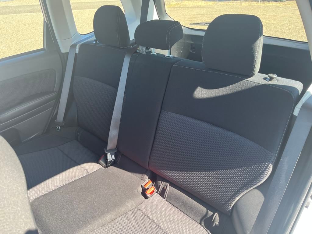 2018 Ice Silver Metallic Subaru Forester 2.5i AWD SUV