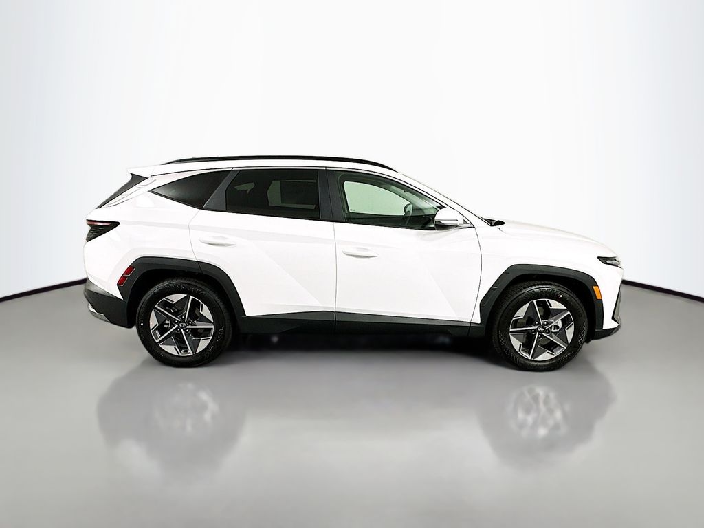 Thumbnail: 2025 Hyundai Tucson - 4