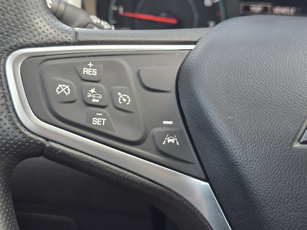Used 2022 Black Chevrolet LT image 31