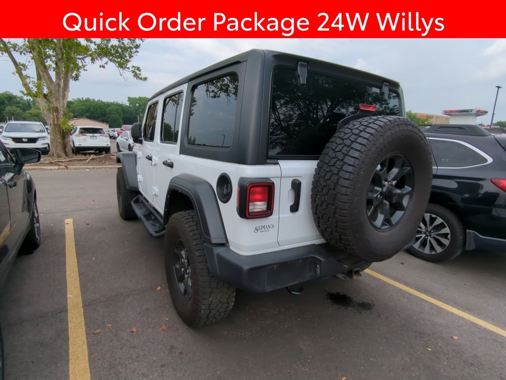View vehicle photo 4