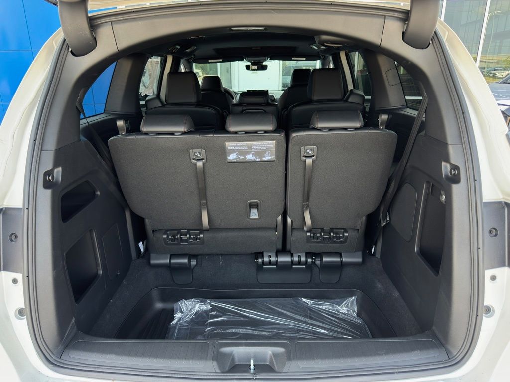2026 Honda Odyssey Sport-L White at Community Honda