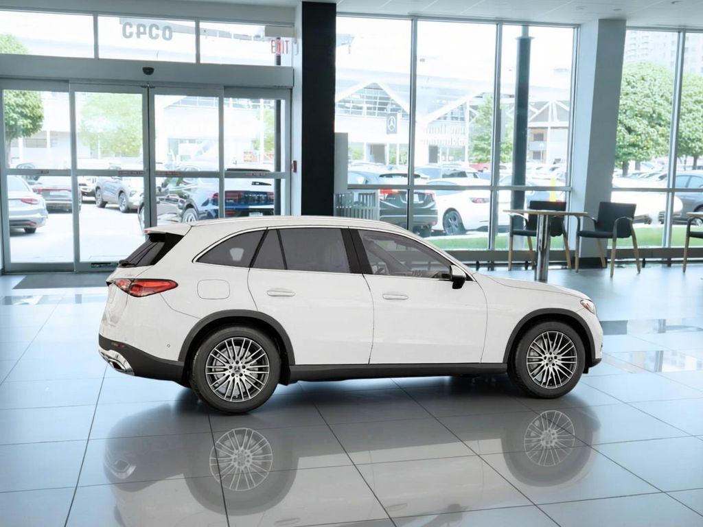 Thumbnail: 2026 Mercedes-Benz GLC - 17