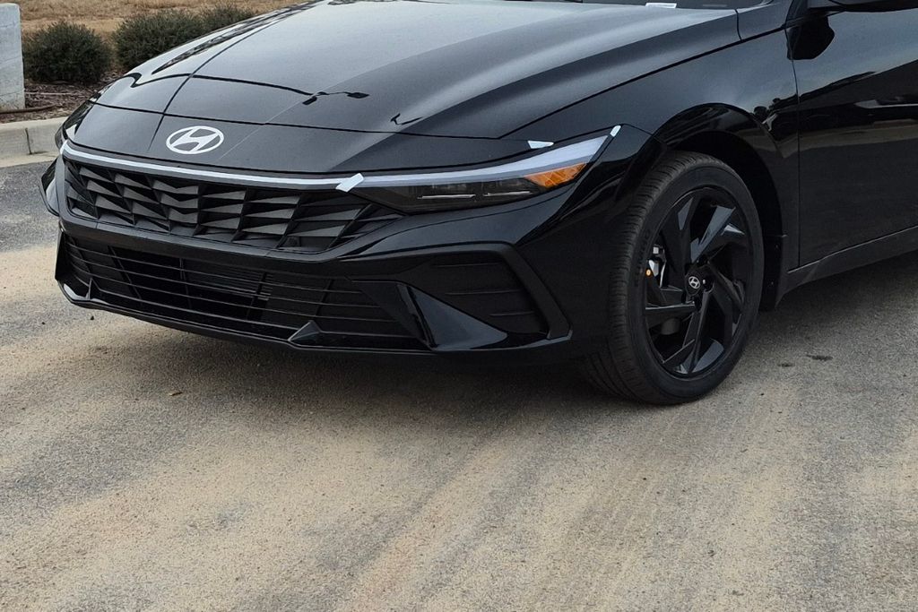 New 2026 Black Hyundai SEL Sport Plus image 10