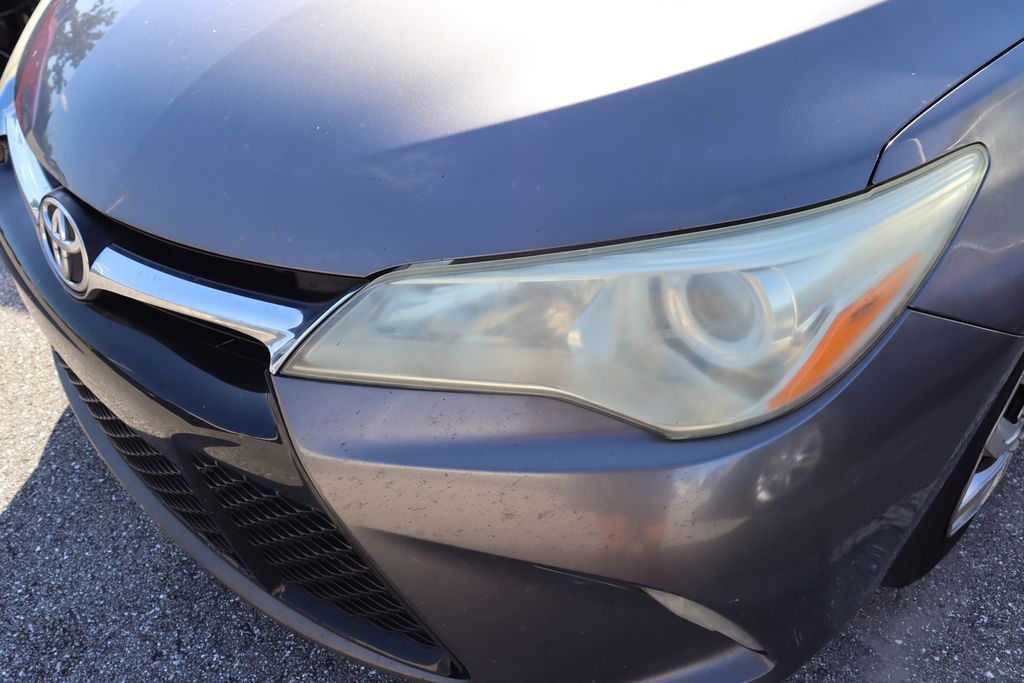 Thumbnail: 2015 Toyota Camry - 3