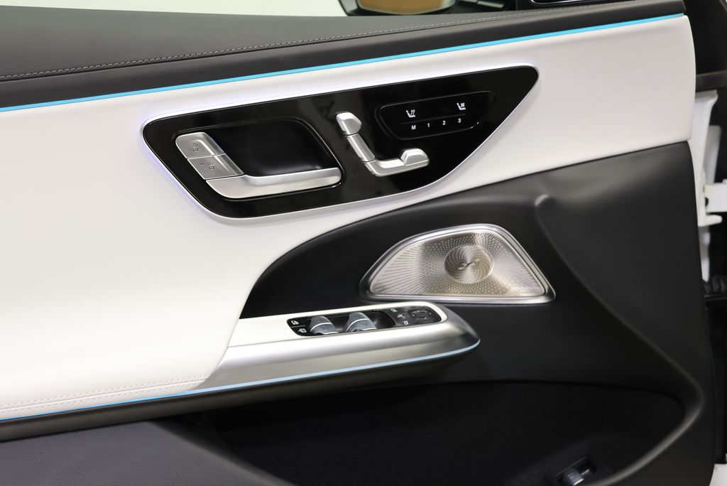 Thumbnail: 2026 Mercedes-Benz E-Class - 31