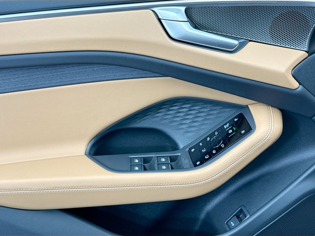 Thumbnail: 2026 Audi A6 - 22