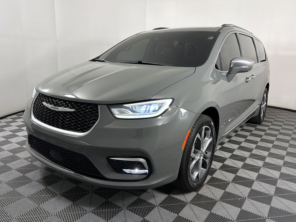 used 2021 Chrysler Pacifica car, priced at $27,500