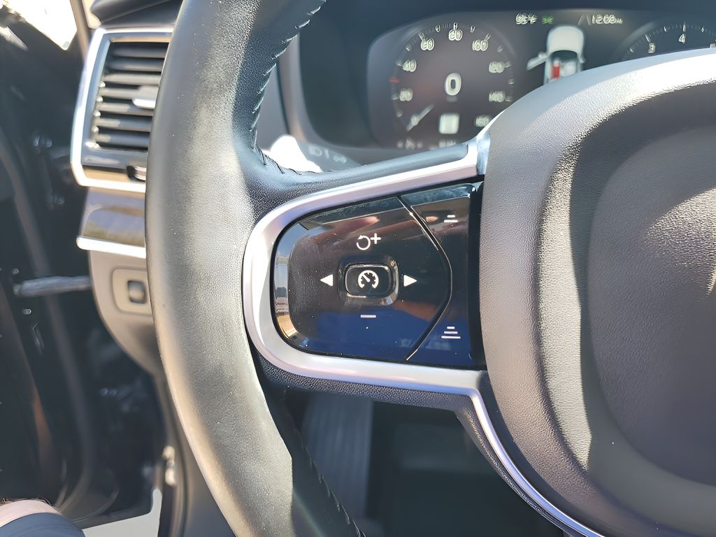 Used Car 2017 Volvo Xc90  T5 Momentum For Sale Under $20,000 In Austin, Texas