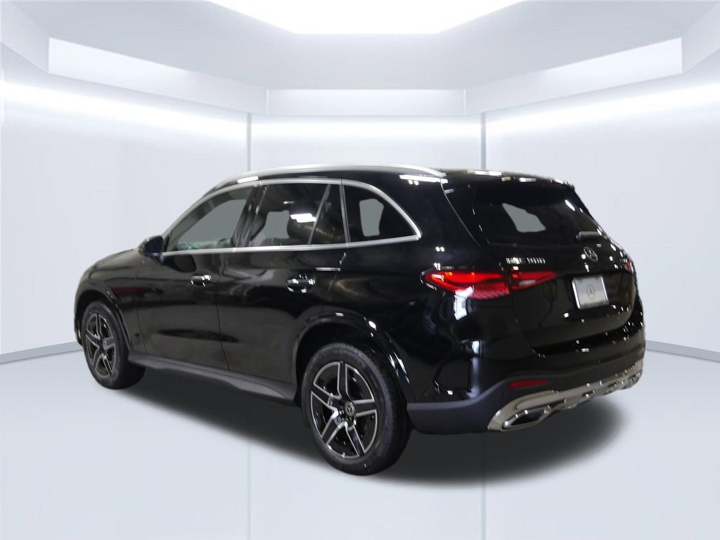 Thumbnail: 2026 Mercedes-Benz GLC - 3
