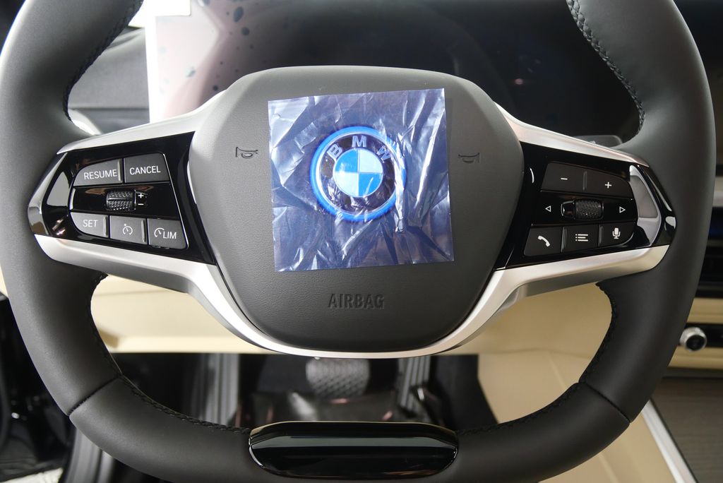 2025 BMW i4 eDrive40 19