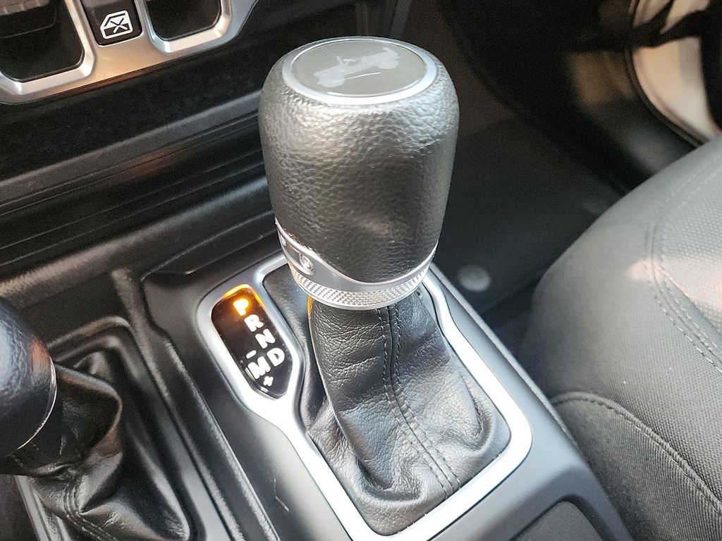 Thumbnail: 2023 Jeep Wrangler - 14