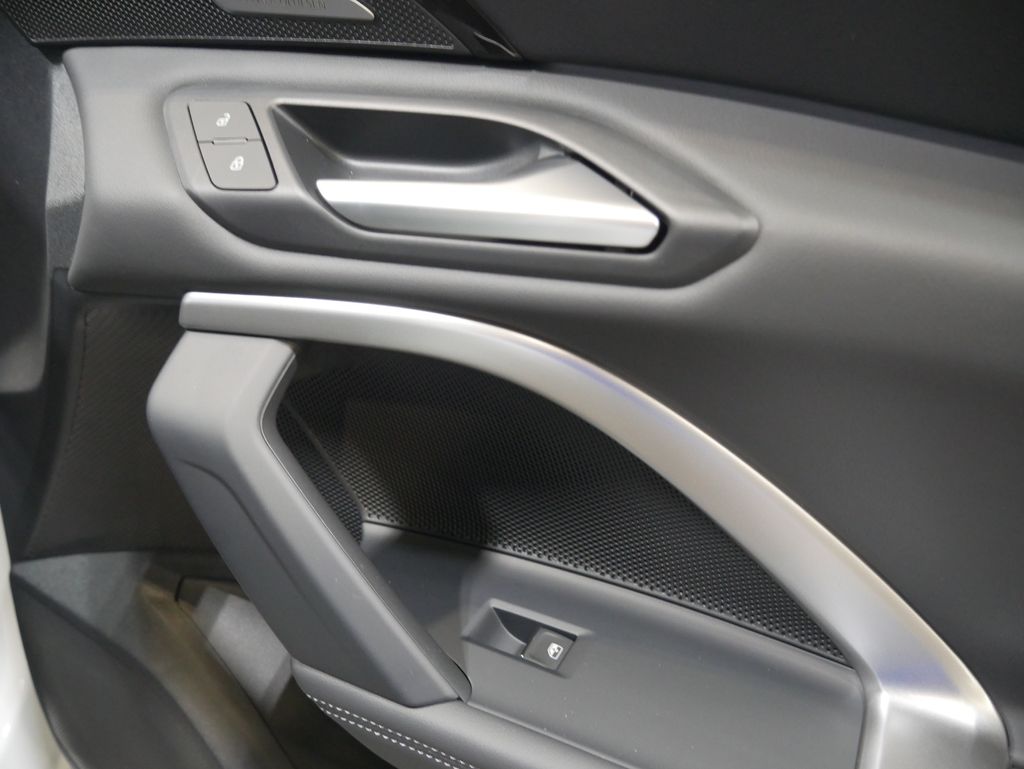 Thumbnail: 2025 Audi Q5 - 27