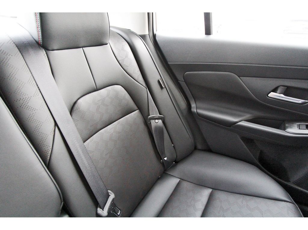 2026 Nissan Sentra SR - 11