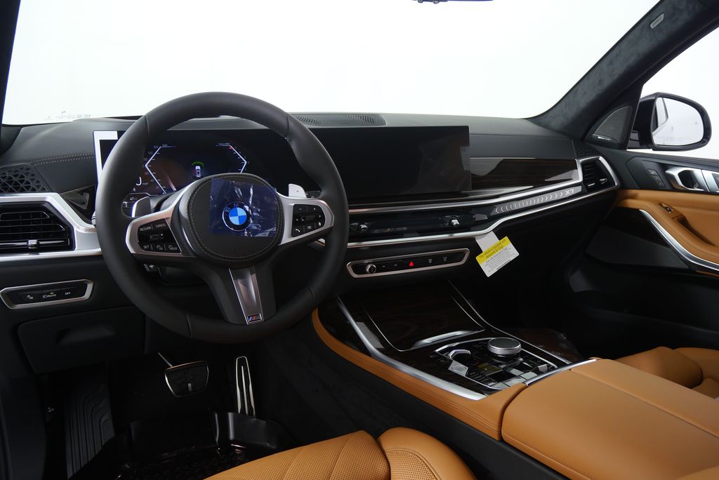 Thumbnail: 2026 BMW X7 - 19