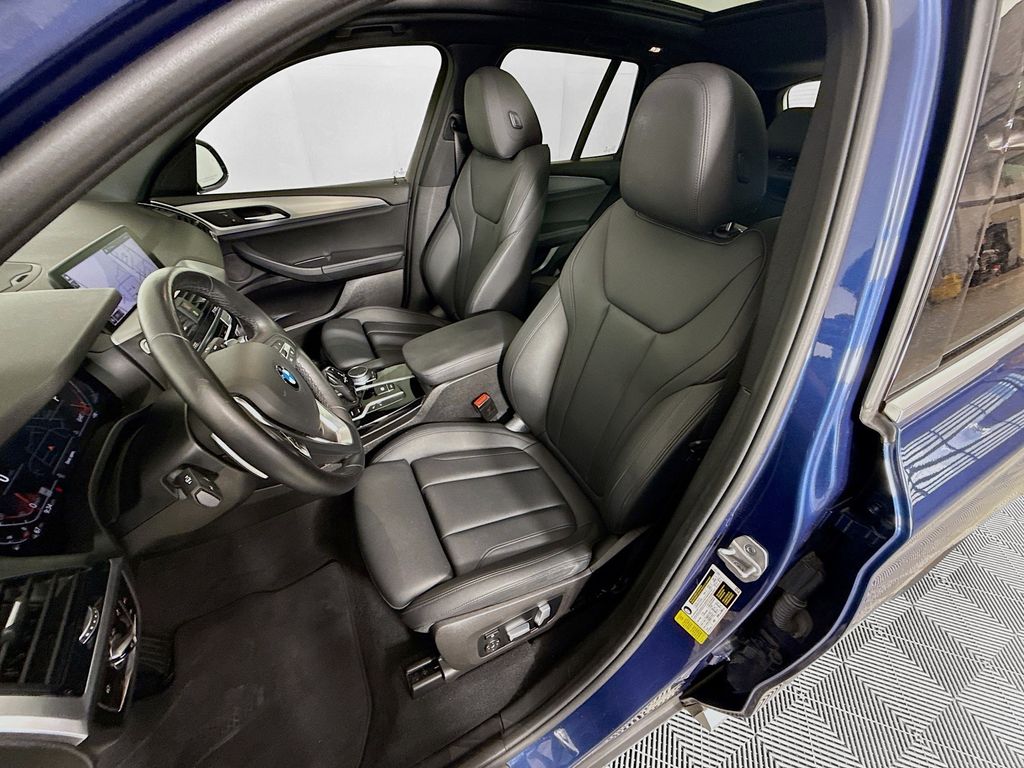 Thumbnail: 2021 BMW X3 - 22