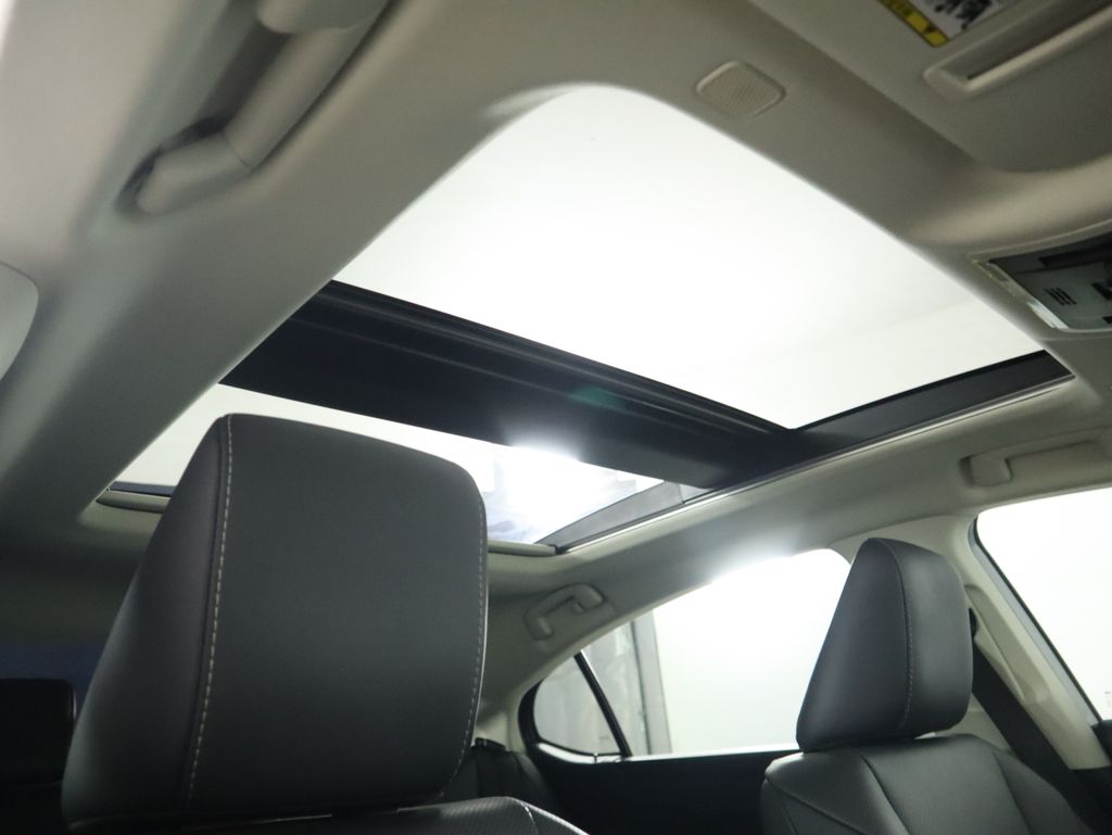 Thumbnail: 2023 Lexus ES - 18