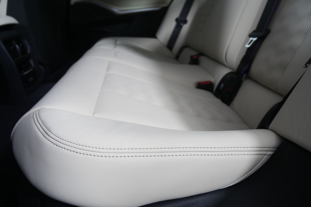 Thumbnail: 2026 BMW M3 - 17