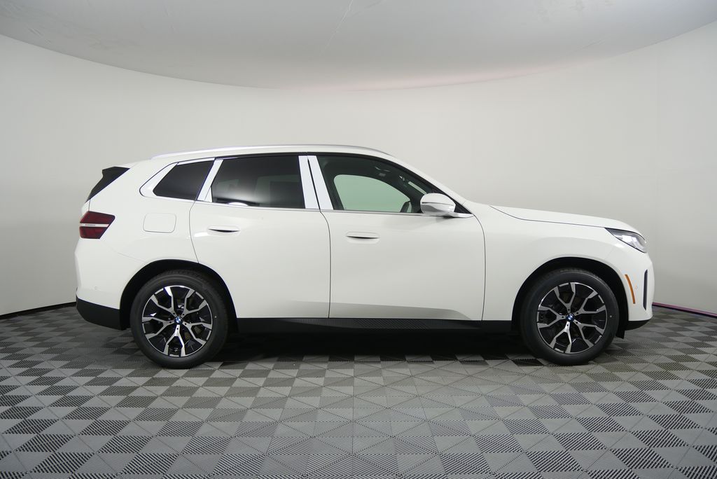 Thumbnail: 2026 BMW X3 - 2