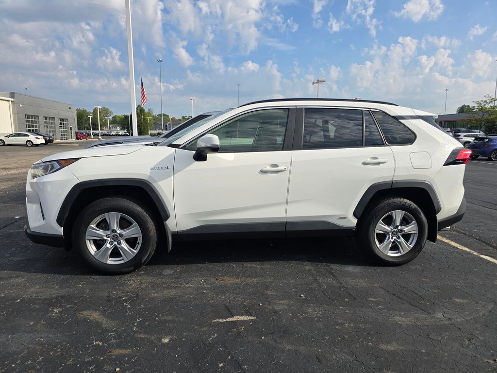 Certified Used 2020 White Toyota XLE image 5