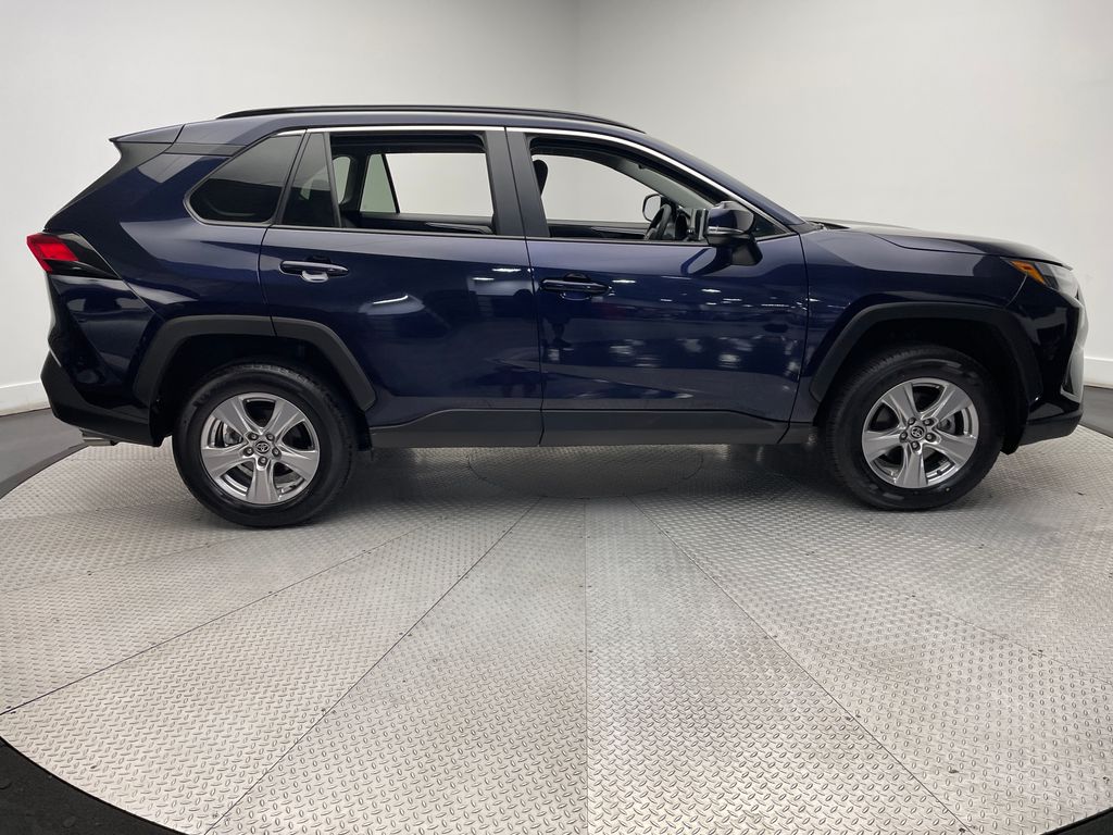 2023 Toyota RAV4 XLE 4
