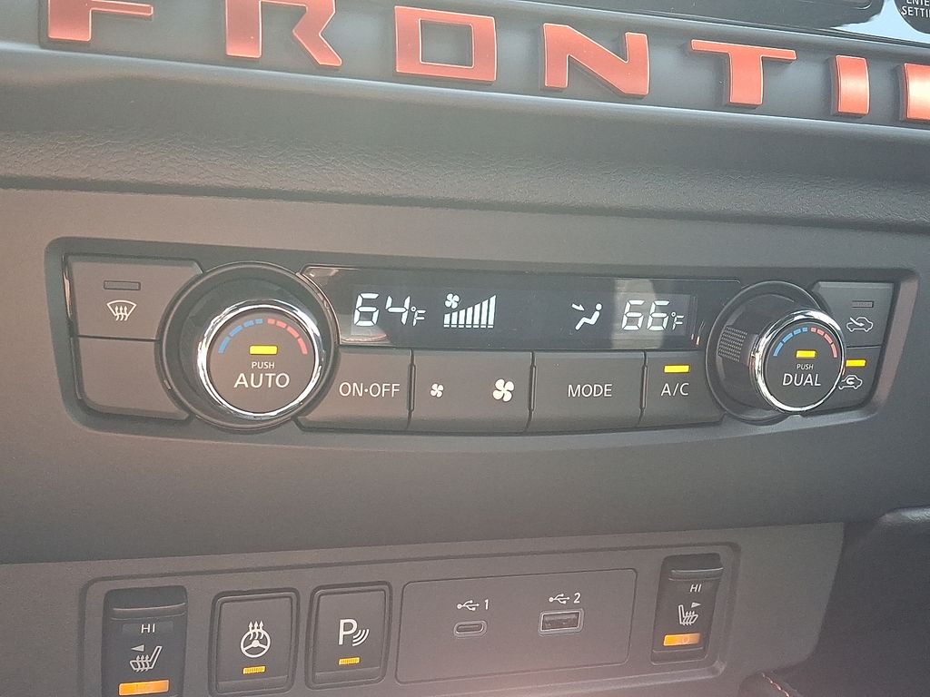 2026 Nissan Frontier — photo 10