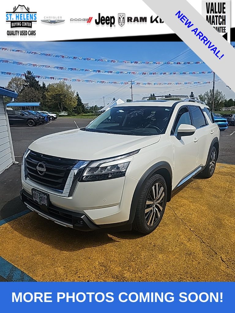 2022 Nissan Pathfinder Platinum