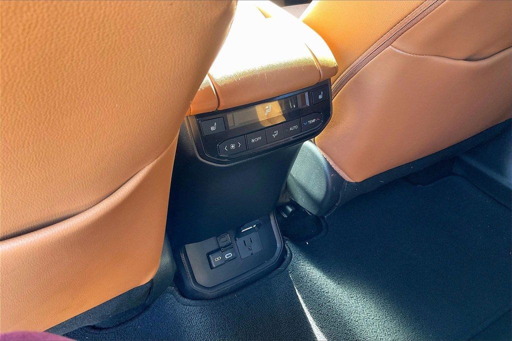 2024 Toyota Highlander