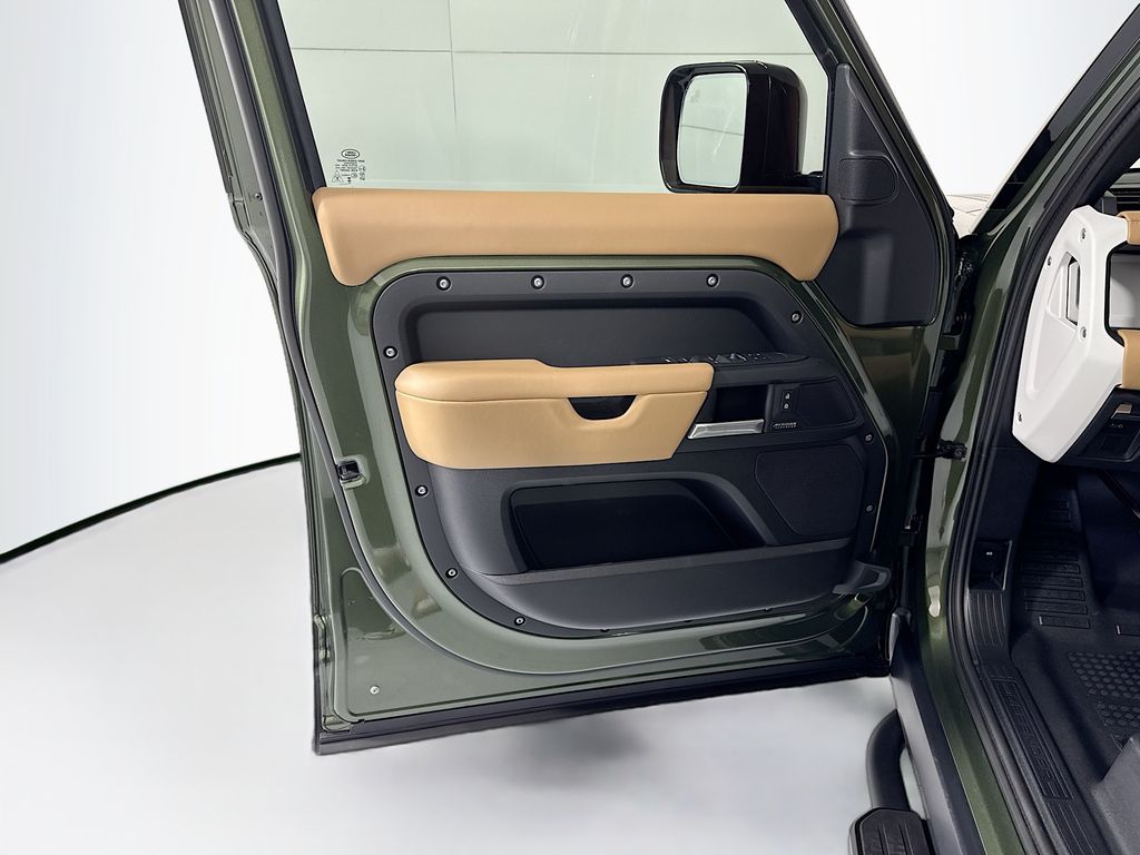 Thumbnail: 2026 Land Rover Defender - 26