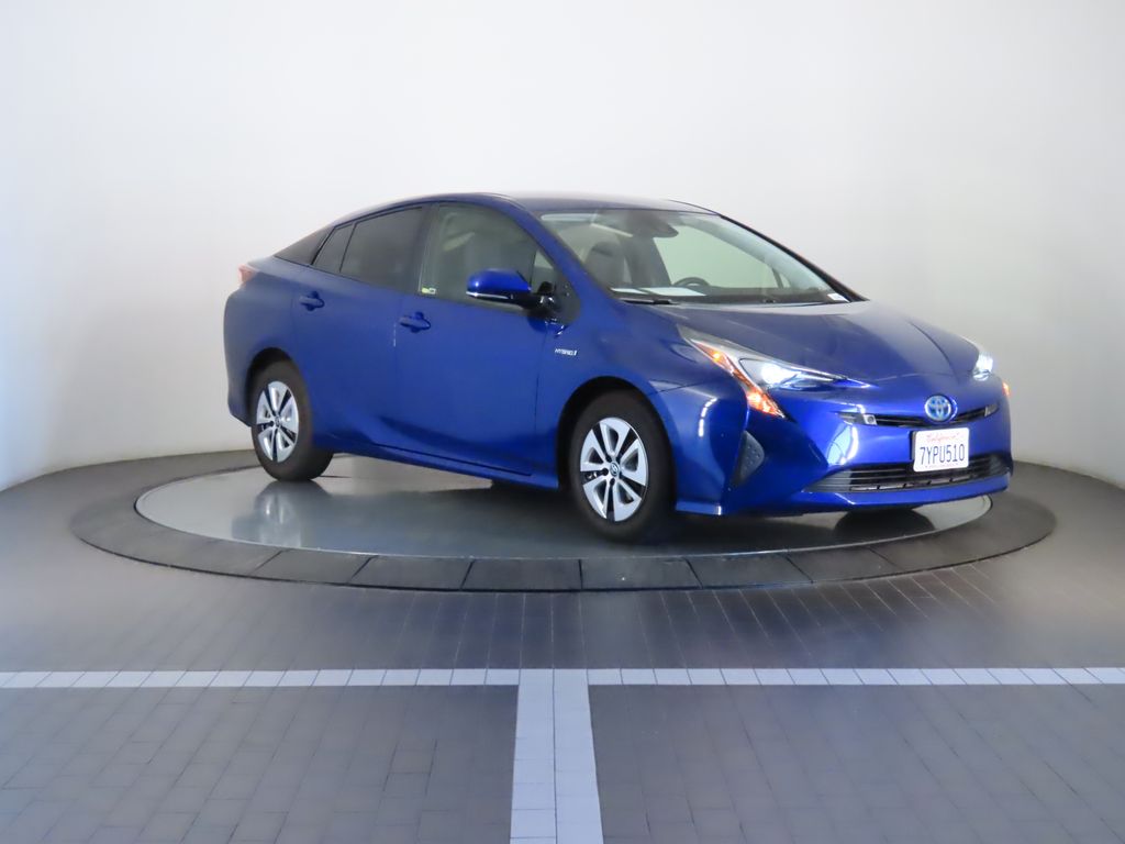 Thumbnail: 2017 Toyota Prius - 9