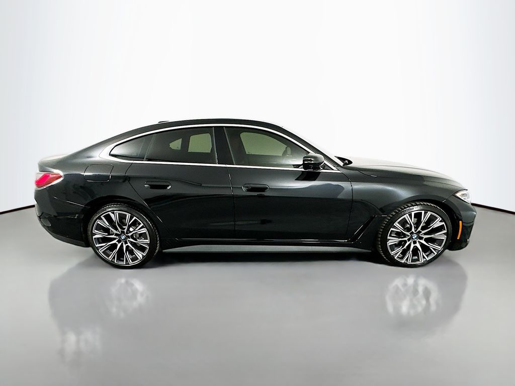 Thumbnail: 2024 BMW 4 Series - 4