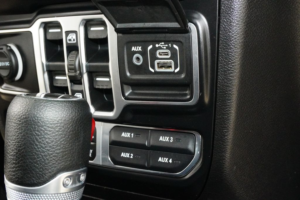 Used Car 2020 Jeep Gladiator  Rubicon For Sale Under $40,000 In Weatherford, Texas