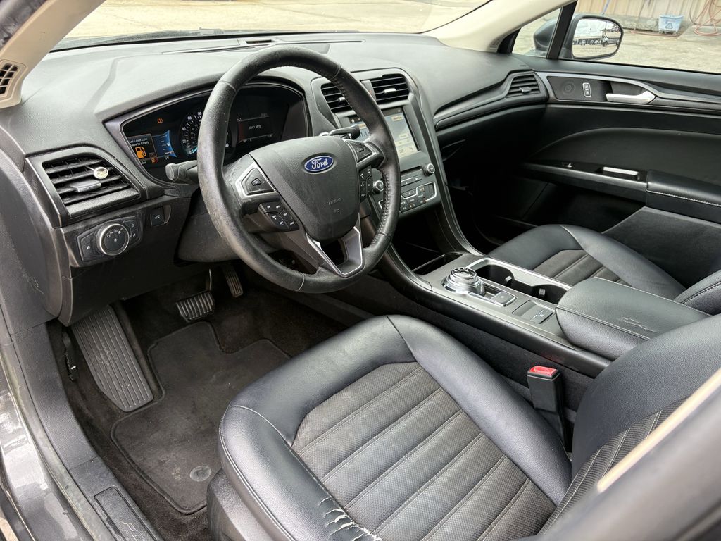 2018 Ford Fusion SE Gray at Community Honda