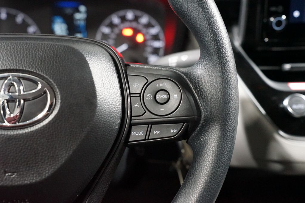 Thumbnail: 2025 Toyota Corolla - 13